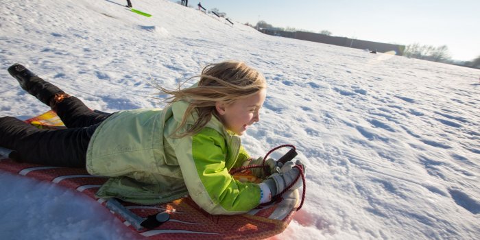 2400x1600 Sledding
