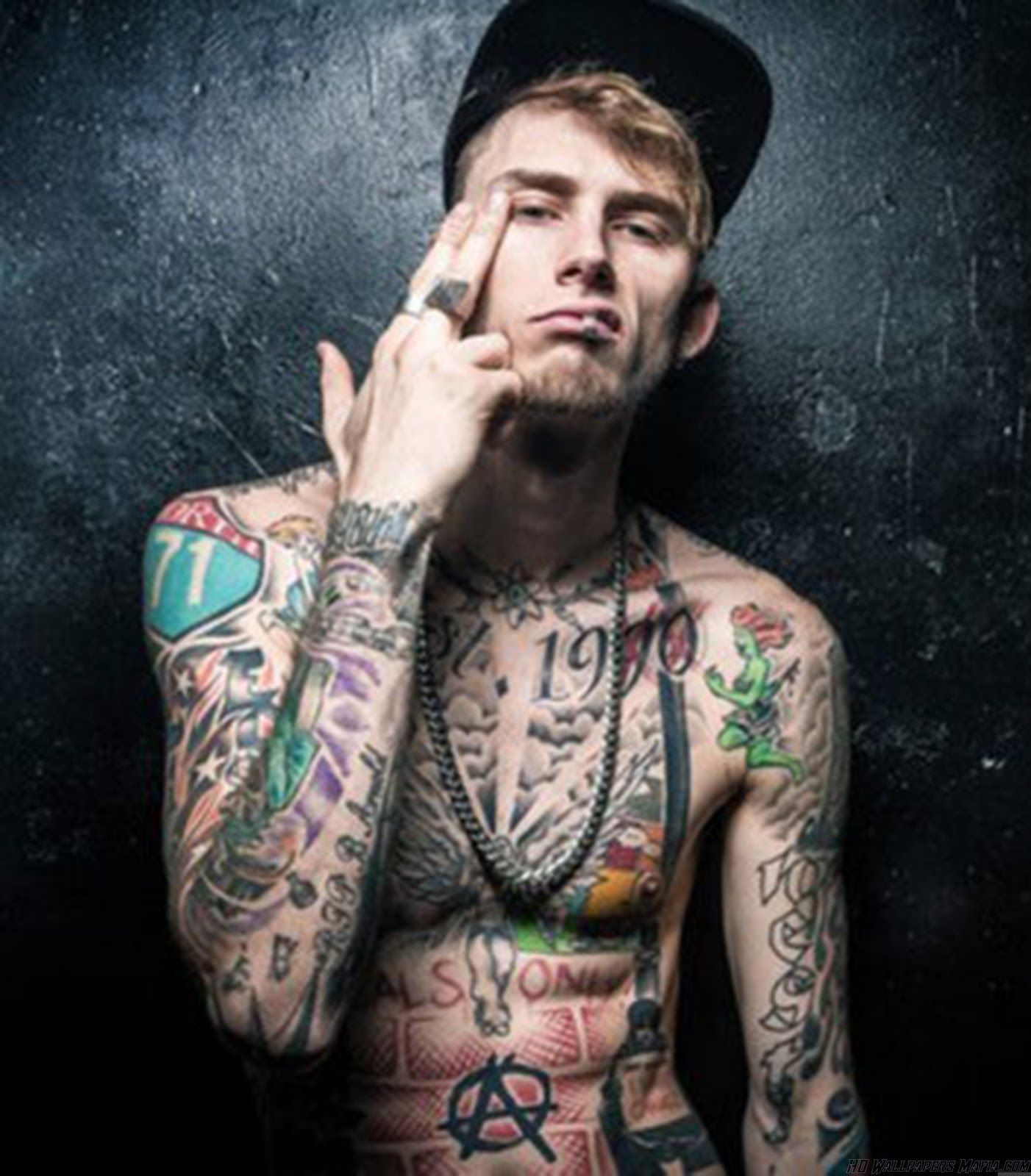 1402x1600 Rap Devil Machine Gun Kelly Wallpapers