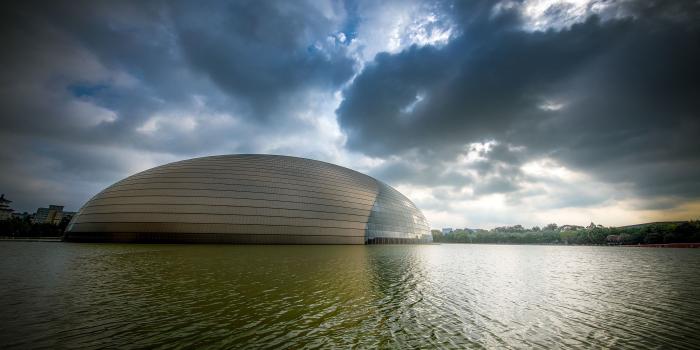 2880x1800 Wallpaper National Centre for the Performing Arts, lake, clouds