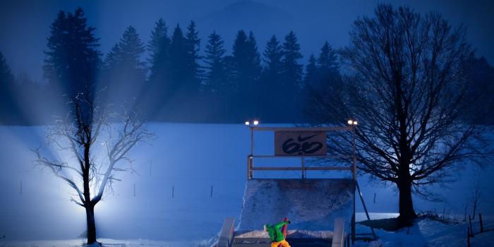 1600x1200 Snowboard Wallpaper - Victor de le Rue at the Nike F...