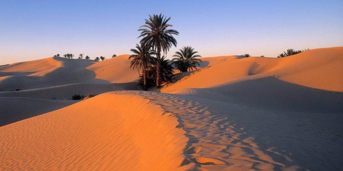 1600x1200 Morocco Wallpaper #6896385