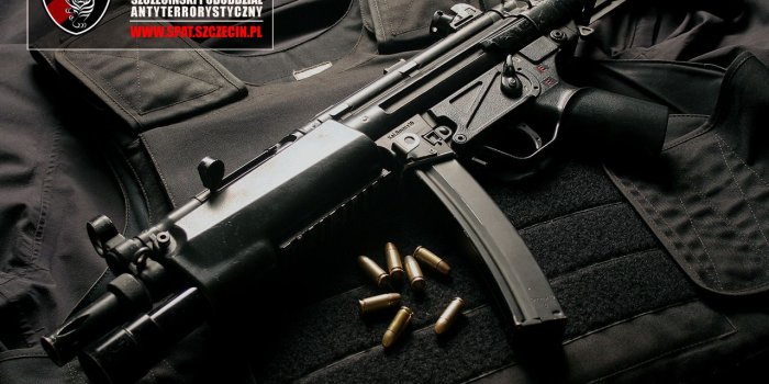 1280x1024 Download wallpaper: gun, pistol machine gun 5, MP5 wallpaper weapons