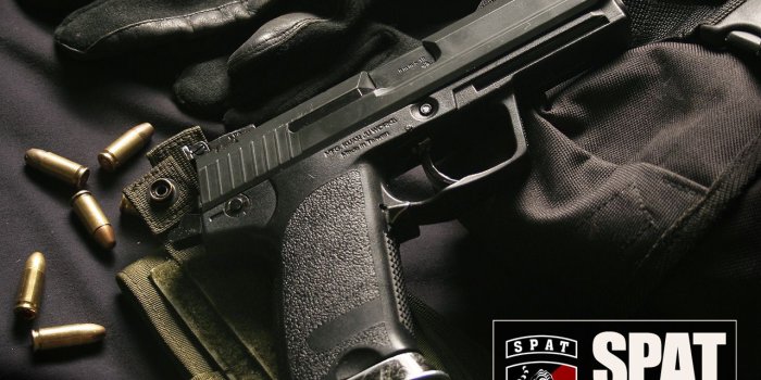 1280x1024 Photos Pistols Army