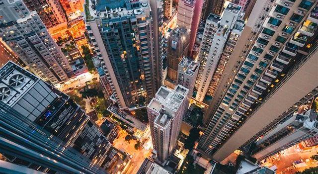 640x1385 Deep Reflections iPhone X Wallpapers Free Download