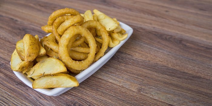 1920x1080 Download wallpaper 1920x1080 onion rings, fast food, potato full hd