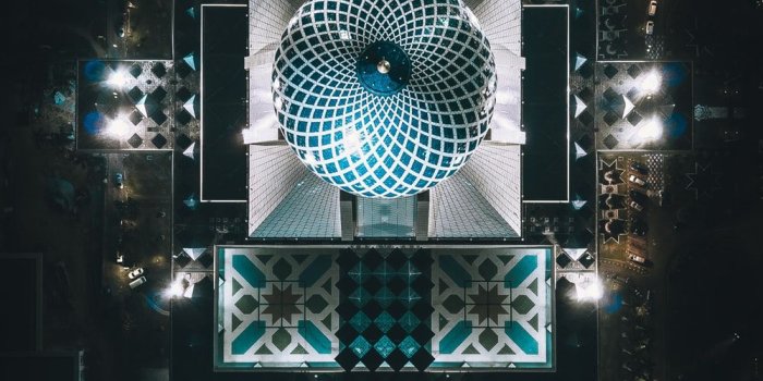 1000x1778 100+ Islamic Pictures | Download Free Images on Unsplash