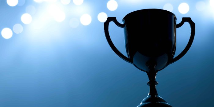 4896x3264 Silver Trophy competition in the dark on the abstract blurred light