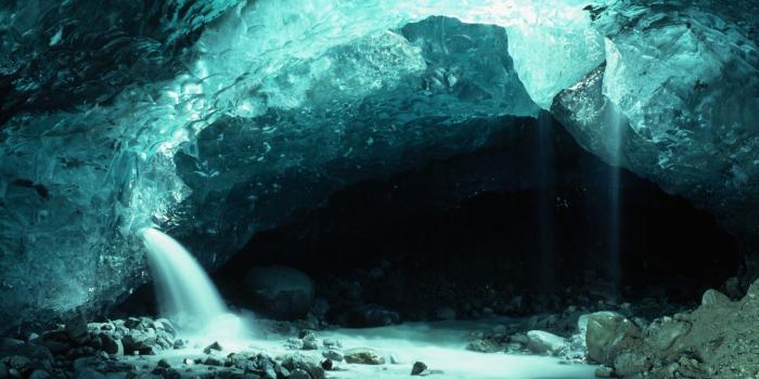 2560x1600 Stunning Cave Wallpaper #6811289