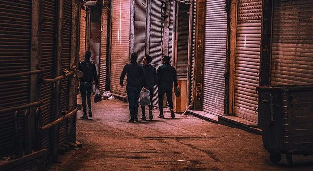 640x1385 Grand Bazaar Tehran Iran iPhone X Free Download