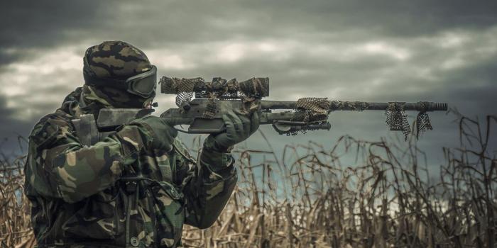 1332x850 Wallpaper green, wallpaper, gun, soldier, military, weapon, power