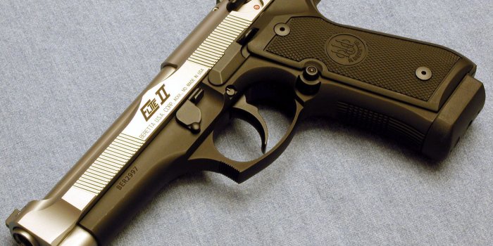 2048x1536 Pistol Wallpapers (64+ background pictures)