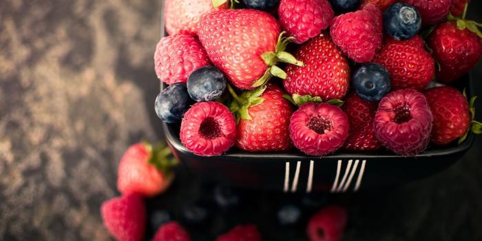 1920x1200 Berry Wallpapers