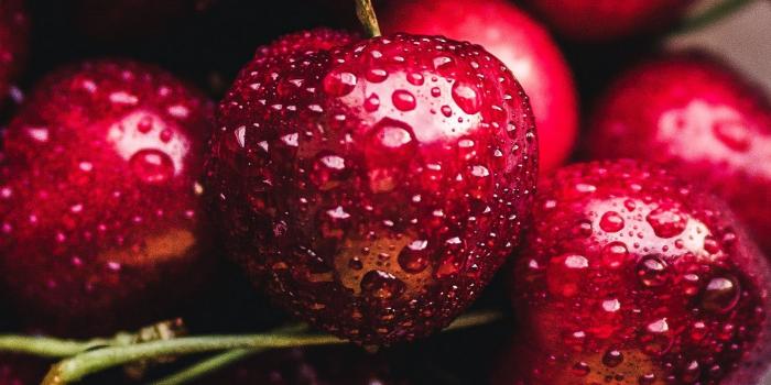 1440x2560 Download wallpaper 1440x2560 cherries, cherry, berries, drops, ripe
