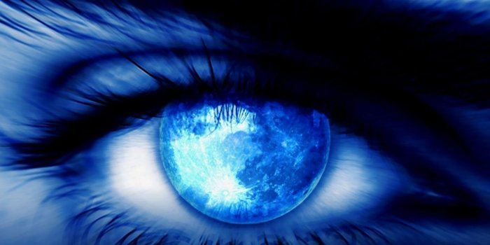 1920x1200 Moon reflecting in the eye wallpaper - Digital Art wallpapers - #19535