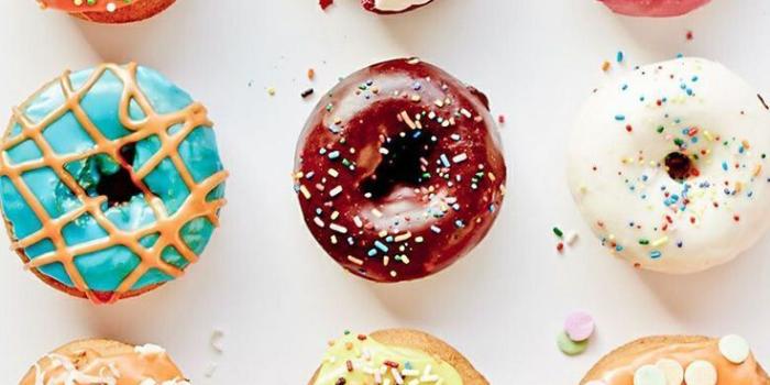 736x1103 What Dessert Matches Your Personality? | Phone Wallpapers | Donuts