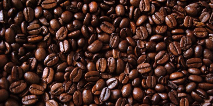 3903x2616 Coffee-Beans-Wallpaper - Daily Grind Cafe