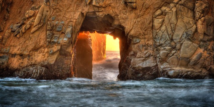 1920x1080 Pfeiffer Beach Keyhole, Big Sur, California, USA | Windows 10