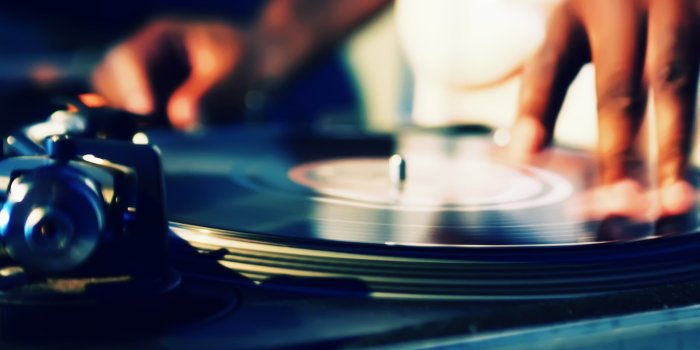 3000x2003 77+] Turntable Wallpaper on WallpaperSafari