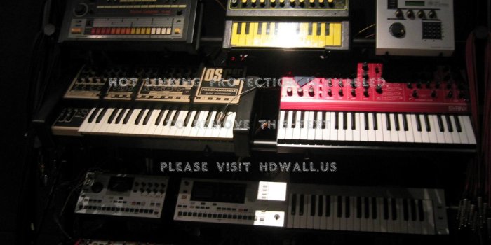 1600x1200 keyboards synthesizer