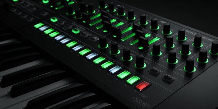 1680x1050 Roland's new AIRA synth gives you a Jupiter-8 and Juno-106 inside