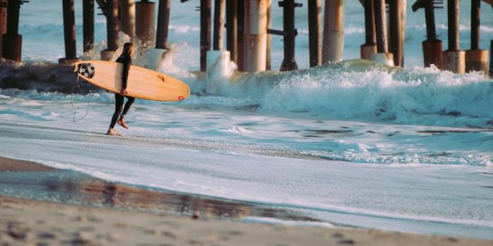 2560x1700 Download 2560x1700 Ocean, Surfing, Waves, Beach Wallpapers for