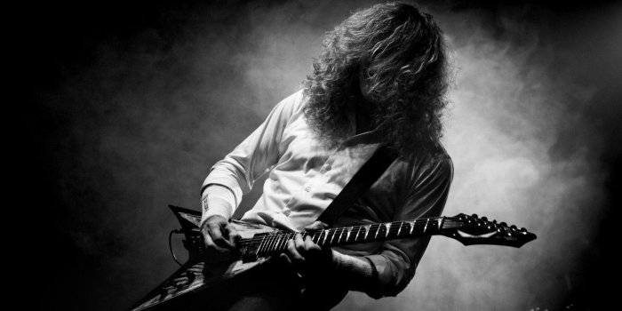 1332x850 Wallpaper scene, guitar, concert, metal, megadeth, dave mustaine