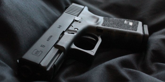 2562x1695 62+ Glock Wallpapers on WallpaperPlay