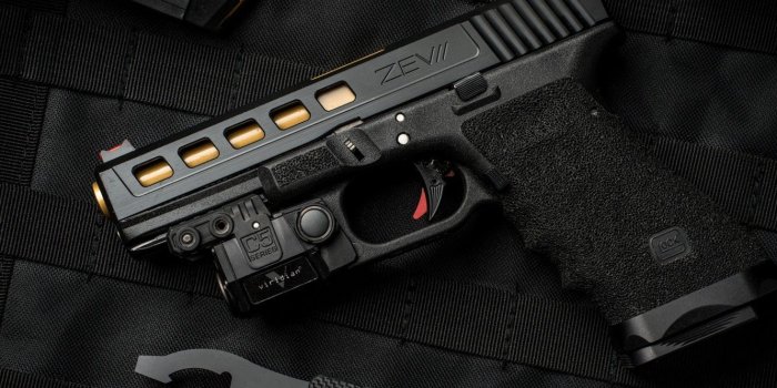 1332x850 Wallpaper gun, weapons, gun, pistol, weapon, Glock, Glock, custom