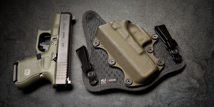 2048x1366 HD wallpaper: gun, Glock, holster | Wallpaper Flare