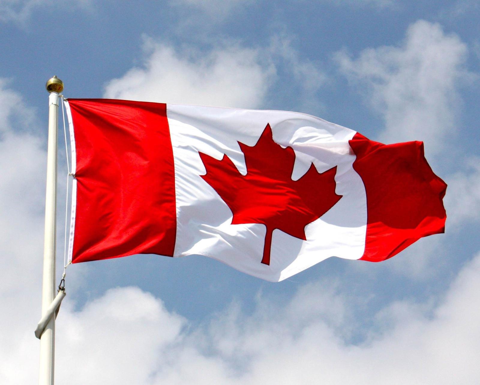 2346x1885 53+ Canadian Flag Wallpapers on WallpaperPlay