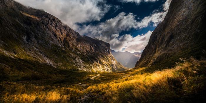 1920x1200 Stunning Valley Wallpaper #6898383