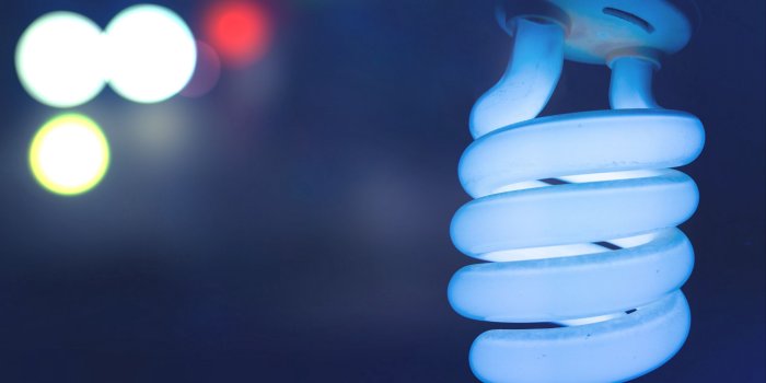 3840x2400 Download wallpaper 3840x2400 lamp, spiral, electricity, coil bulb 4k