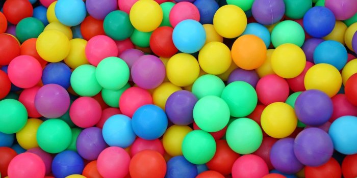 1332x850 Wallpaper balls, background, balls, bright, colored, colors
