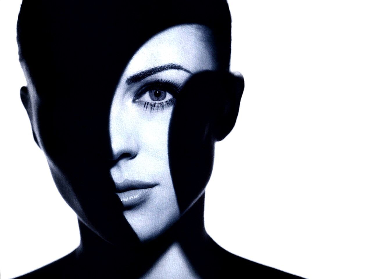 1280x960 Elizabeth Hurley Wallpaper | 1280x960 | ID:1799