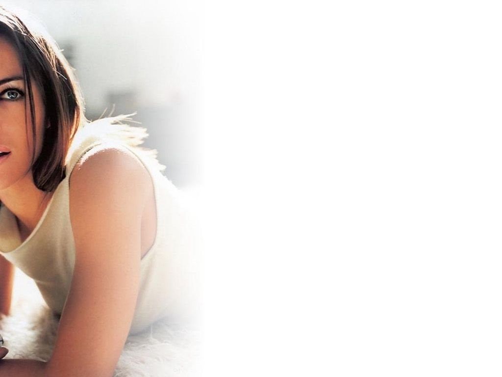 1024x768 Elizabeth Hurley Wallpaper 1024x768.jpg Desktop Background