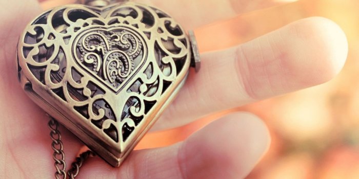 1280x768 Locket Wallpapers