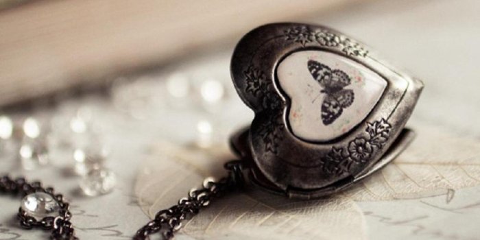 1920x1080 Heart Necklace Locket HD Wallpaper, Background Images