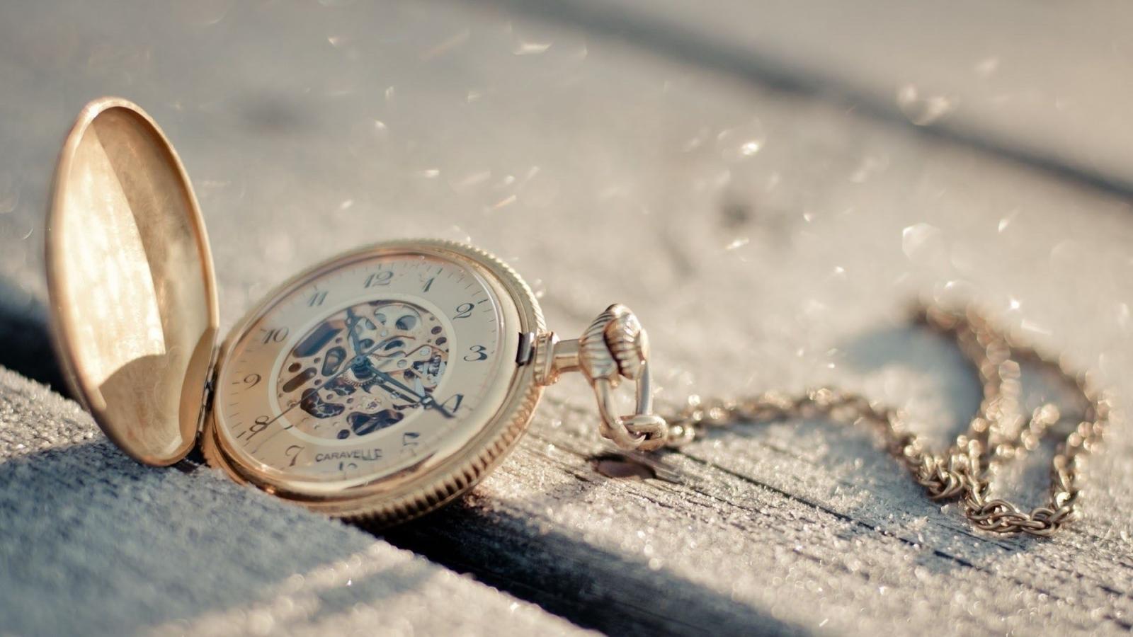 1920x1080 15 Wonderful HD Pocket Watch Wallpapers
