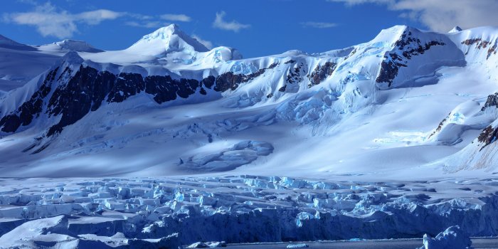8192x5461 Download 8192x5461 Snowy Mountains, Antarctica, Glacier Wallpapers