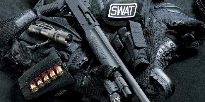 1600x1200 Swat {Tactical Gear} Wallpaper and Background Image | 1600x1200 | ID
