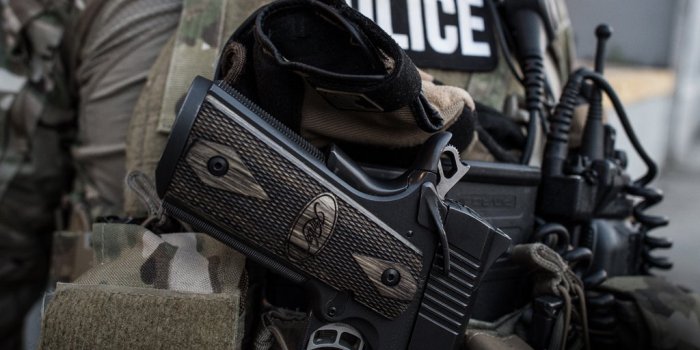 1024x768 Kimber America | Wallpaper