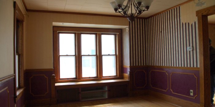 1600x1063 the prairie street craftsman: Scrape, scrape, scrape that wallpaper