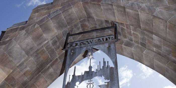 2400x3600 Hogsmeade Entrance Archway Desktop Wallpaper