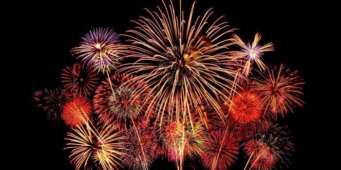 3840x2560 2633909 3840x2560 fireworks 4k free wallpaper for desktop | Holiday