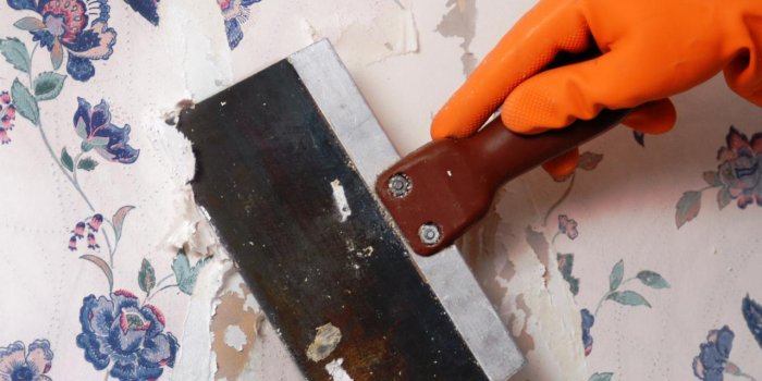 1280x961 How to Remove Wallpaper Using Solvents or Steam | how-tos | DIY