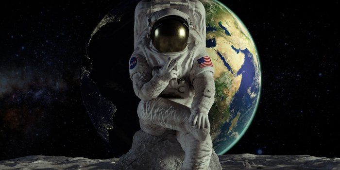2880x1800 Astronaut Wallpaper 68 - [2880x1800]