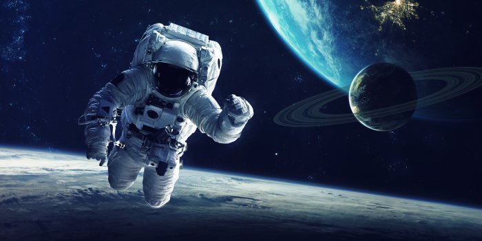 3840x2400 Astronaut Wallpaper 14 - 3840 X 2400