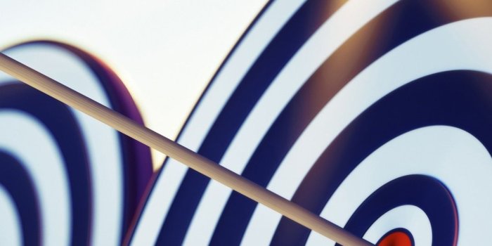 1080x1920 Arrow target, abstraction 3D, sun rays 1080x1920 iPhone 8/7/6/6S