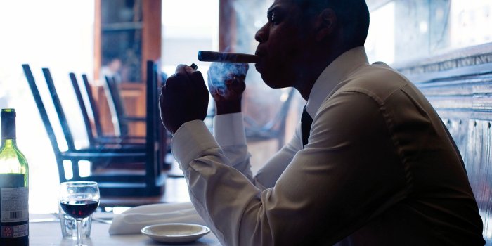 2560x1600 Jay Z Smoking HD Wallpaper - WallpaperFX