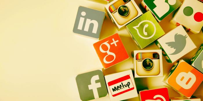 1698x1131 45+] Social Media Wallpaper on WallpaperSafari